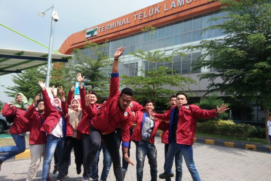 Semangat Mahasiswa STIAMAK