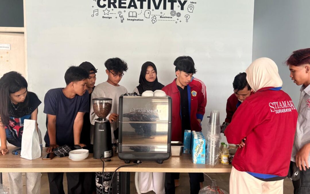 LPPM STIAMAK Barunawati berpartisipasi pada kegiatan Pelindo Creative Hub: Berdayakan Pemuda Surabaya Melalui Keterampilan Praktis dan Karakter